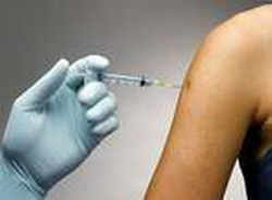 прекращение вакцинации против натуральной оспы могло спровоцировать рост заражений вич-инфекцией